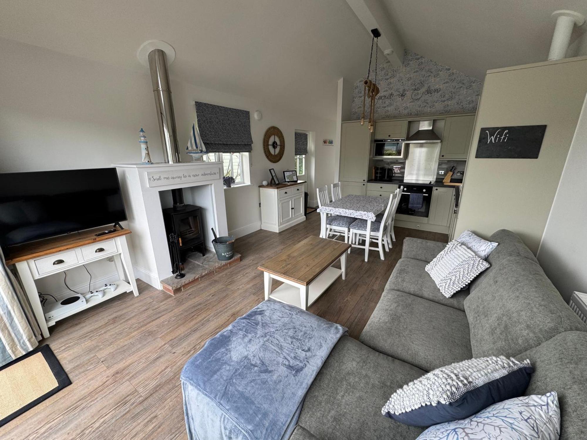 Villa Secret Of Eden Seaside Escape Filey Exterior foto